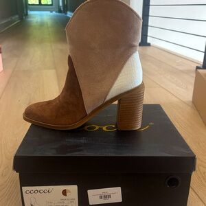 CCOCCI Women's Brown and Cream Heeled Boots